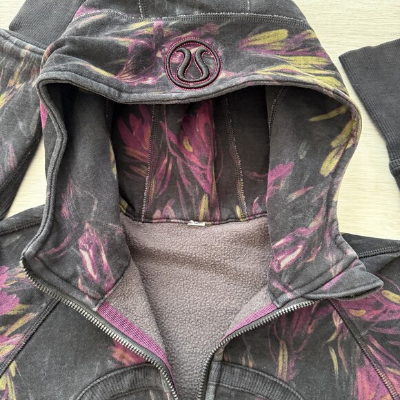Lululemon Scuba Hoodie VTG RARE OG Protea Floral Print Black Pink Green Size 6 - Picture 7 of 14